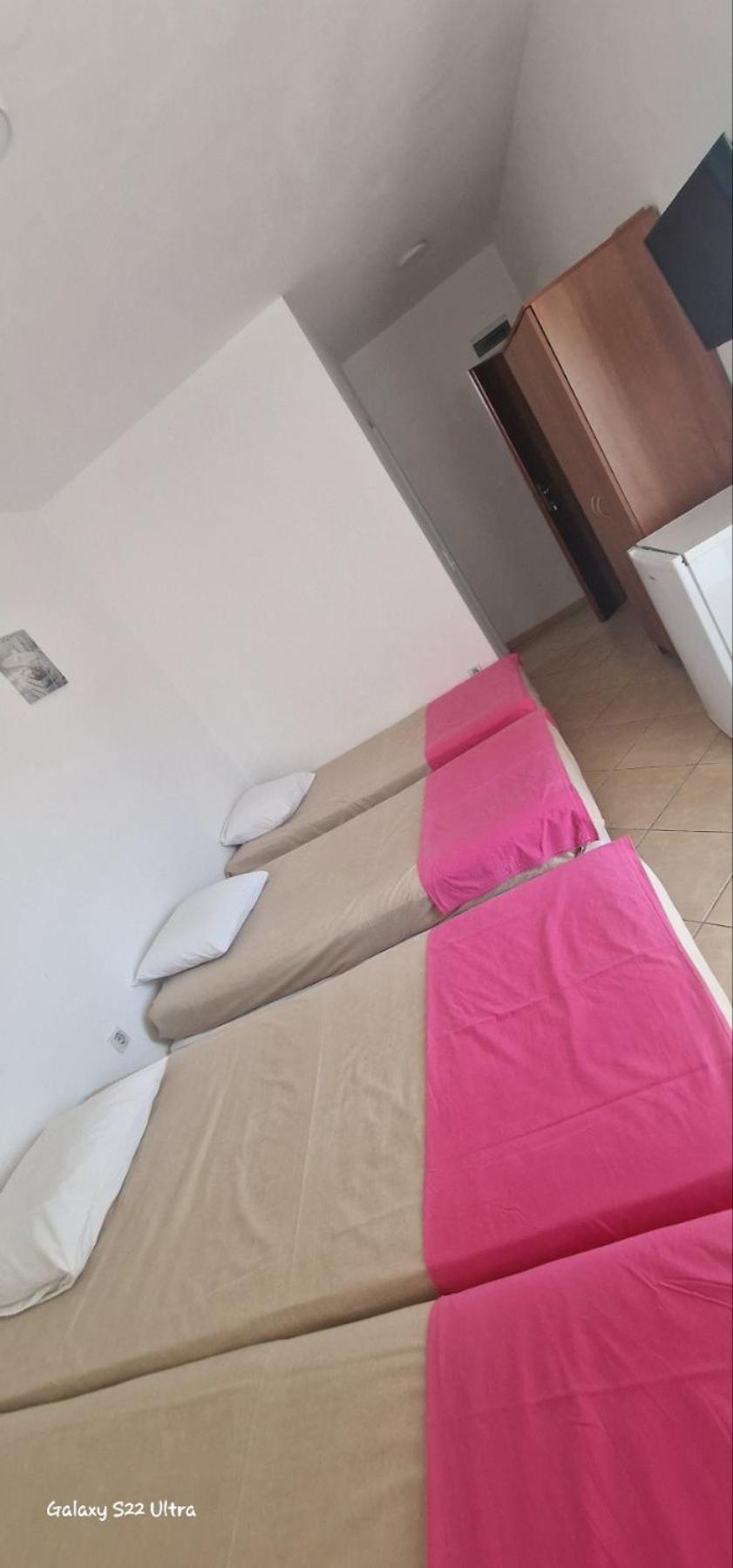 Apartmani Agovic Ulcinj Esterno foto