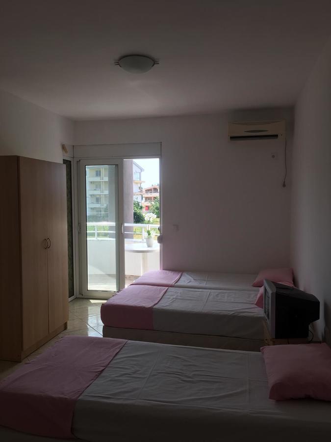 Apartmani Agovic Ulcinj Esterno foto